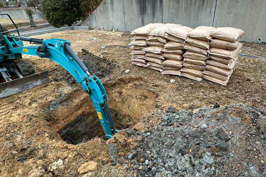 岡山｜丸富｜イヤシロチ 穴掘り