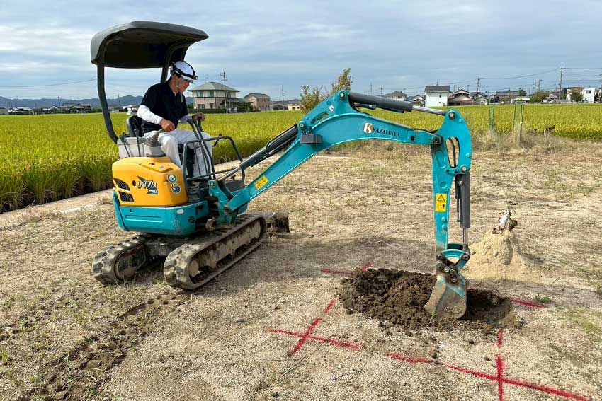 岡山｜丸富｜イヤシロチ 穴掘り